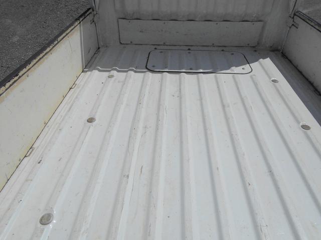 0204960A30250330W00105.jpg