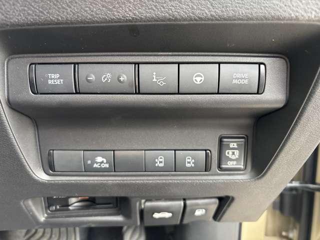 0100027A20260302E00411.jpg