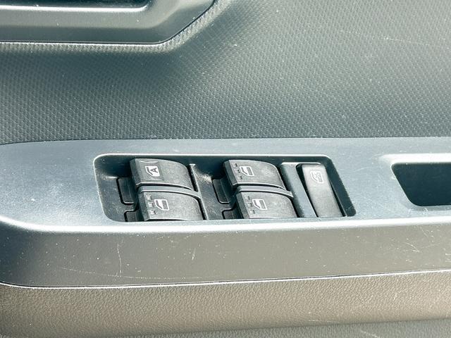 0803124A30260313W00210.jpg