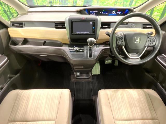 21874146_carP_l_3.jpg