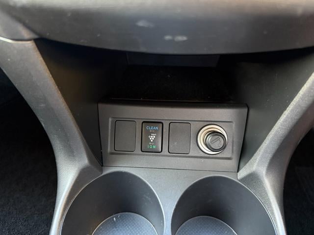 0708655A30250930W00215.jpg