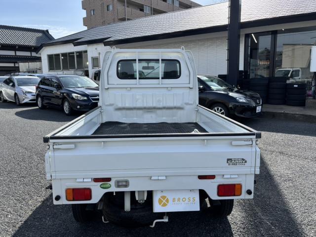22599877_carP_l_4.jpg
