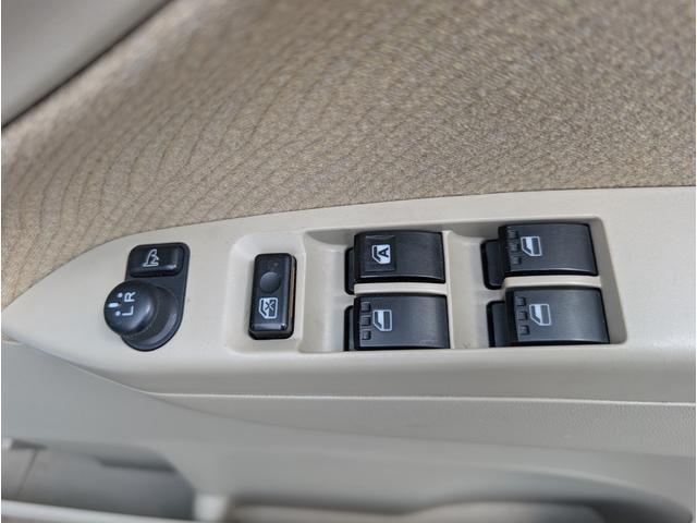 0503432A30250829W00115.jpg