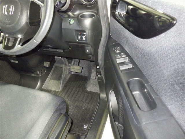 8f17ea60fbac1e99aed81e70e3a58a23.jpg