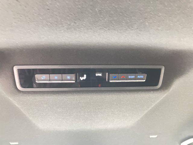 ac37ce7a69beac6903335945d835352e.jpg