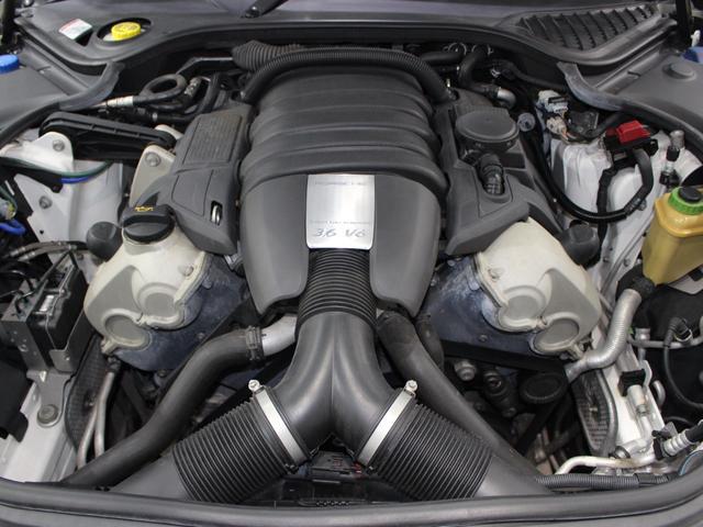 0550532A30220826W00303.jpg