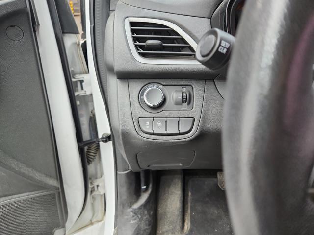 lotterental_094756486_M0ylE_2.jpg