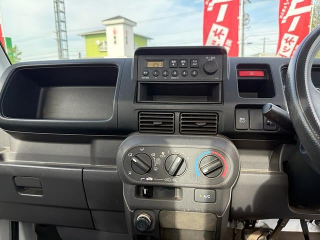 0209066A30250929W00213.jpg