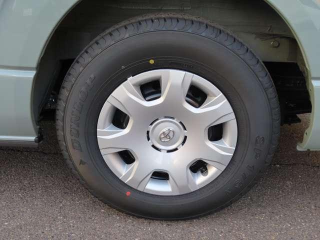 22484926_carP_l_12.jpg