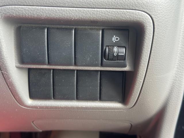 0204827A30250907W00116.jpg