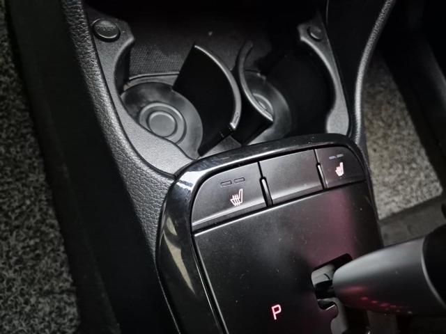 5111000696R16.jpg