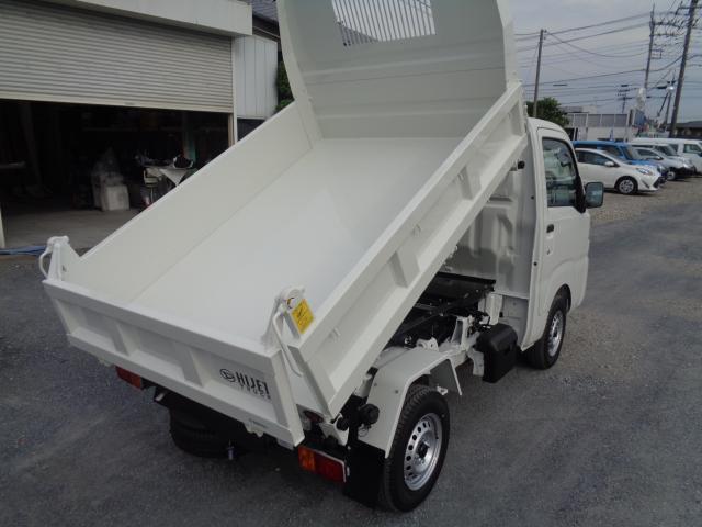 23174099_carP_l_3.jpg