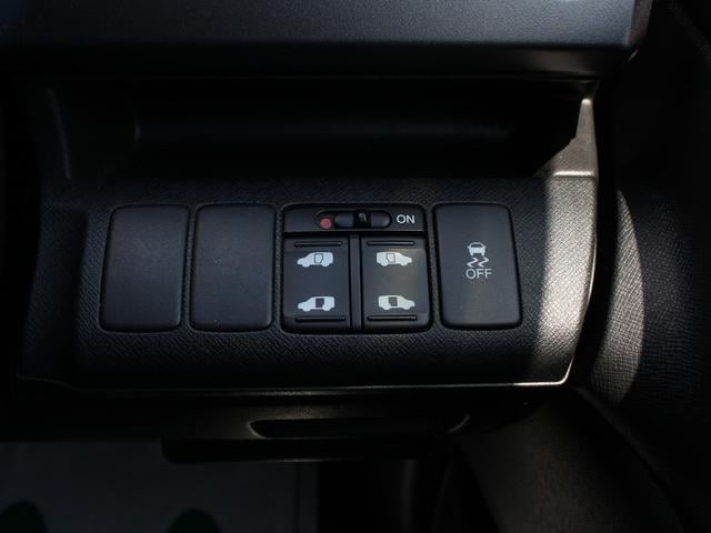 0520046A30250709W00804.jpg
