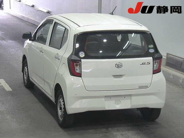 fa2211d1e1bf936ea3139edd0ce50239.jpg