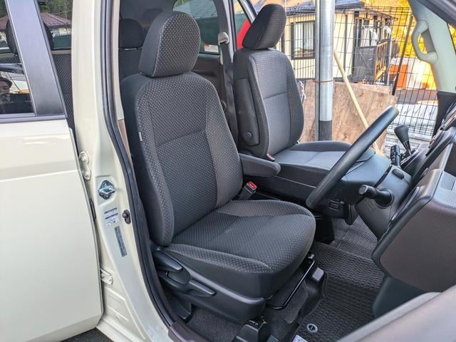 0502636A30251218W00115.jpg