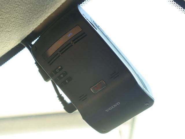 9540058A30250709W00218.jpg
