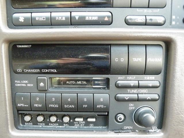 1001999A30250422W00105.jpg