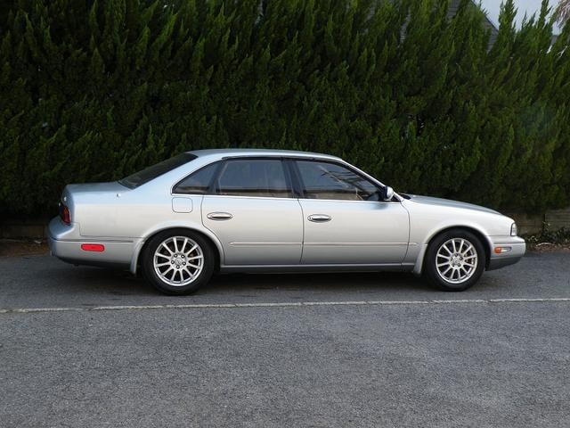 1001999A30250422W00110.jpg