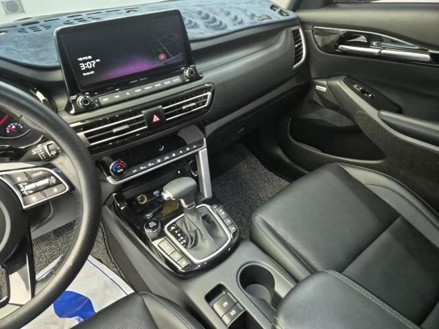 5111501584R10.jpg
