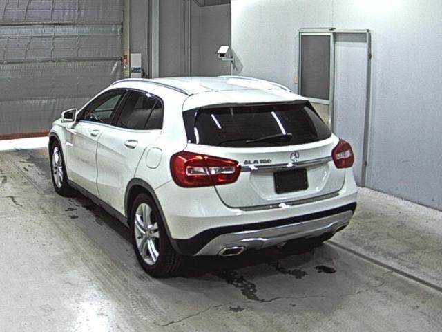 22485615_carP_l_3.jpg