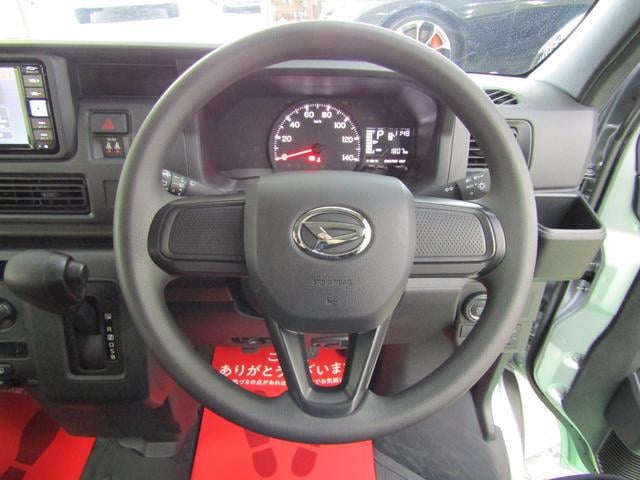 0701563A30251212W00217.jpg