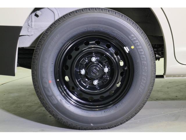 0502096A30260203W00219.jpg