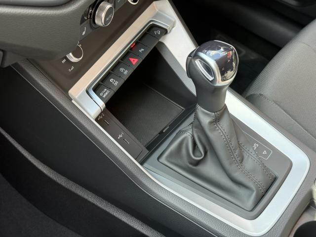 60cadaf6d33f207f2e26759113418a27.jpg