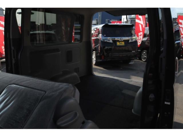 c81dc56d5a03fe1caf39f6a710ab6da9.jpeg