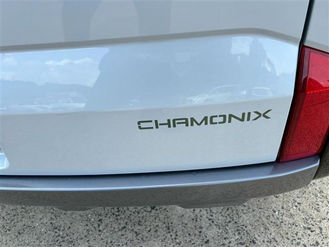 20406165_carP_l_9.jpg