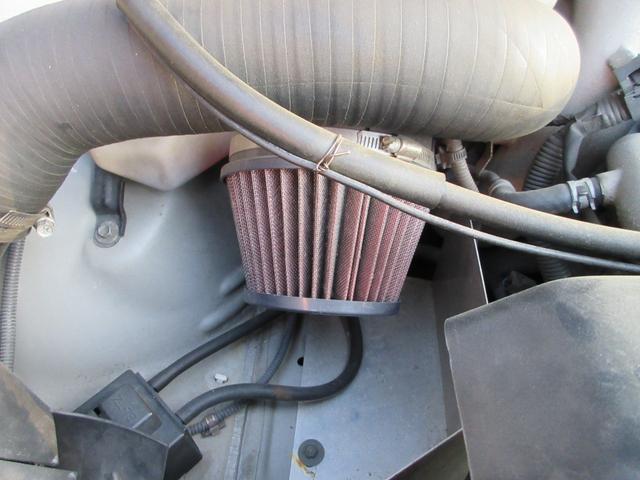 0541688A30260215W00108.jpg