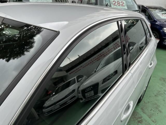 19056364_carP_l_14.jpg