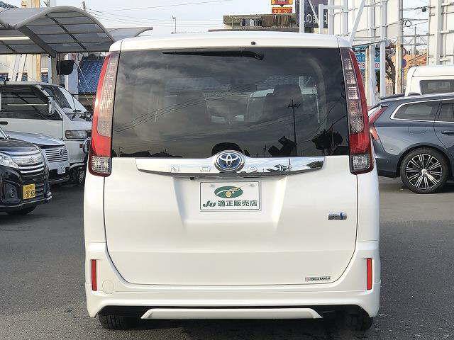 2e8b176bc82cb3360ddc71bd01815e90.jpg