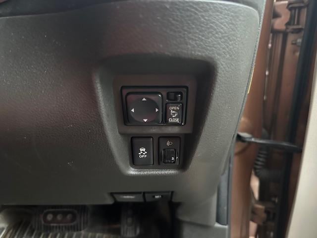 1201129A30231230W00114.jpg