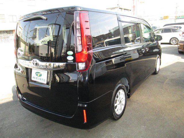 d15bc2d89f5bdb6a2800cc0ae9ebebfa.jpg