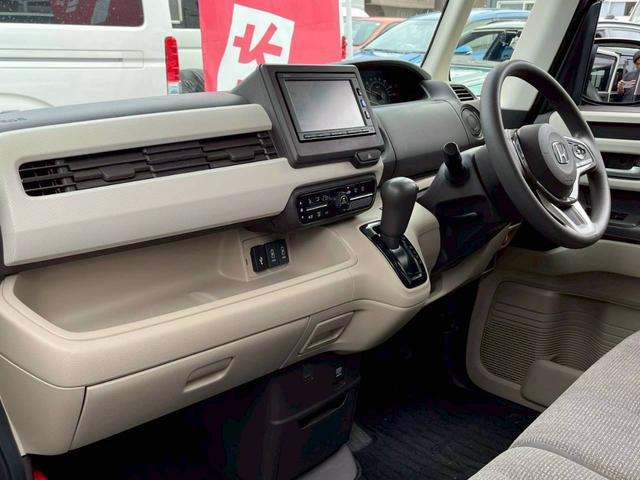 0705888A30251022W00108.jpg