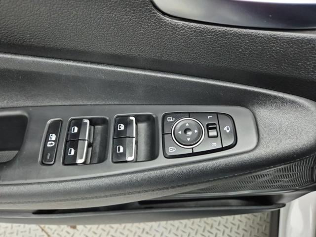 5111000622R18.jpg
