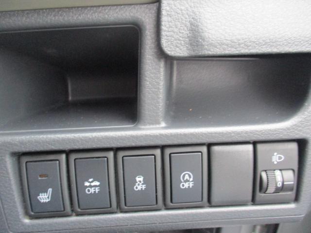 0701373A30250922W01014.jpg
