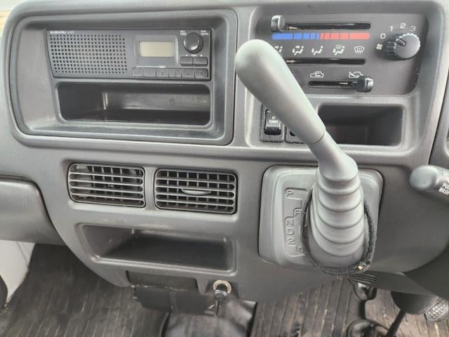 0708561A30230906W00107.jpg
