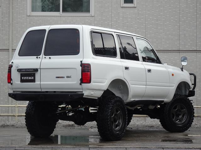 22163103_carP_l_13.jpg