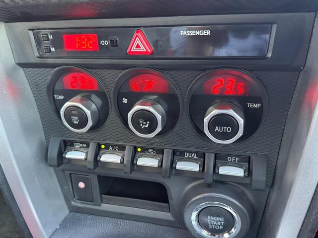 0200959A30250412W00114.jpg