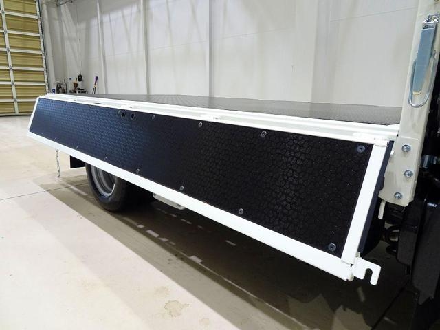 b65273a3aeca24ebf29c04f22cdf7f20.jpg
