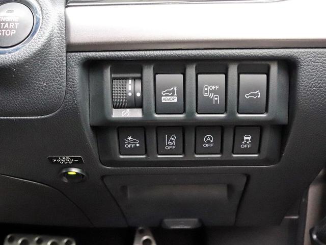 0301983A30250918W00111.jpg
