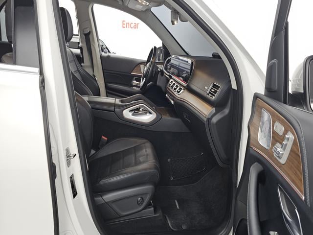24ae90bac33d4b1fcbc2746c0e2be494.jpeg