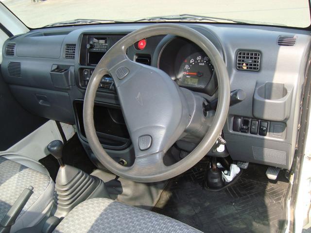 0401765A30250831W00213.jpg