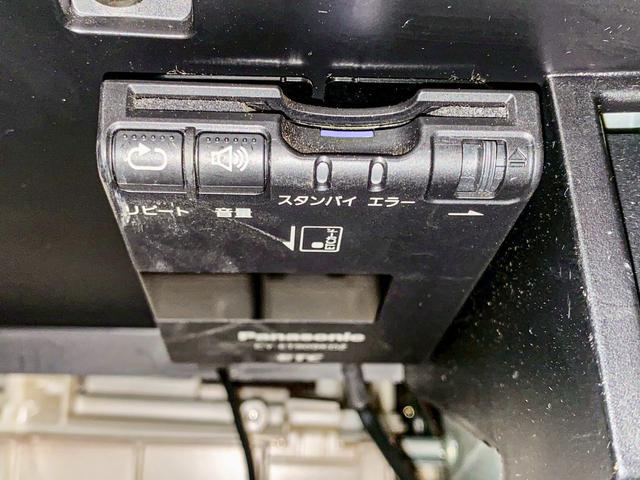 0510587A30260205W00112.jpg