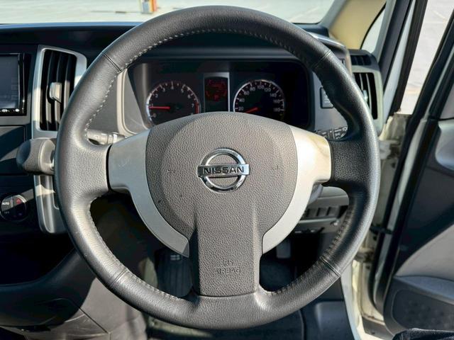 0709137A30251228W00216.jpg
