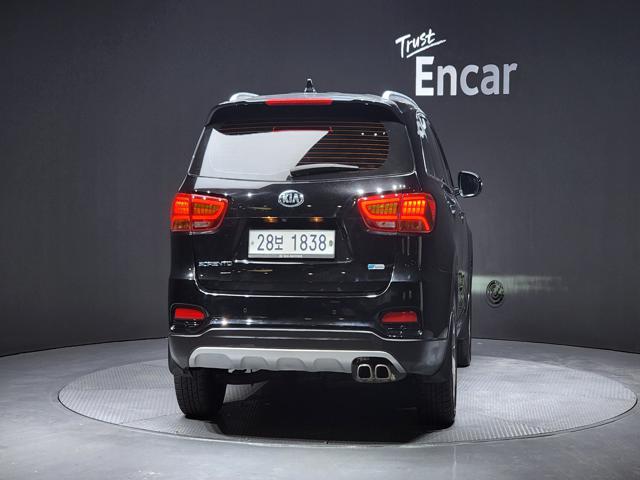 b7809e799bf6ed9abea94b0fe5088a67.jpeg