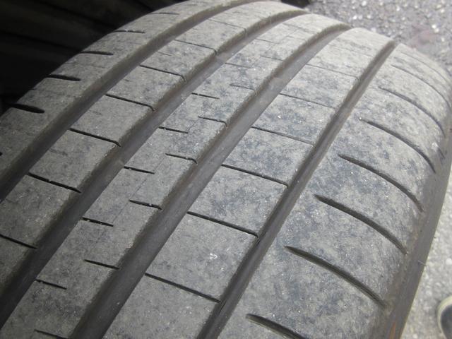 22895680_carP_l_18.jpg