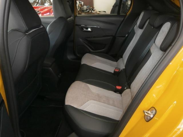 16512418_carP_l_16.jpg