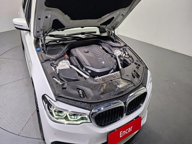 f1550676c901cf9b572459866bf62f91.jpeg